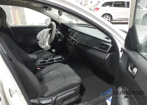 2016 Kia Optima Lx z USA, uszkodzony, nr VIN KNAGT4L36G5098819